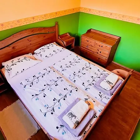 Zalan Apartmann *